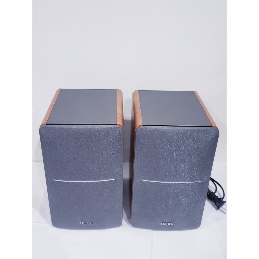 Edifier R1280T Powered Bookshelf Speakers 2.0